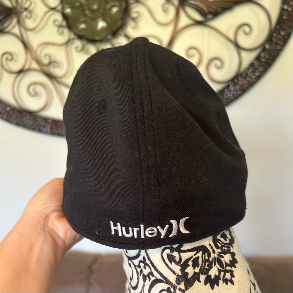 Hurley hat‎ - Picture 3 of 5